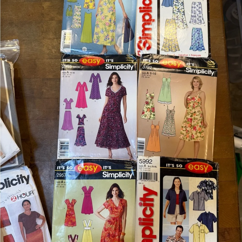22 Vintage Simplicity Sewing Pattern Women’s Homemade Clothing - Picture 2 of 13